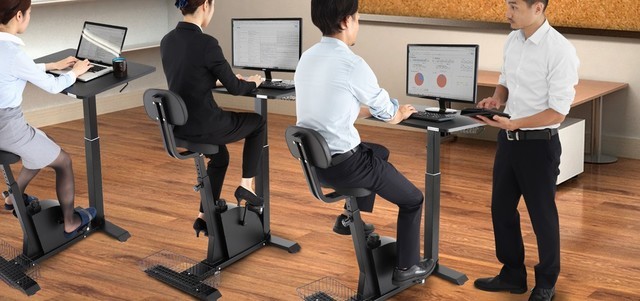 图片关键词 一边玩游戏,一边运动?没问题!Ta来满足你