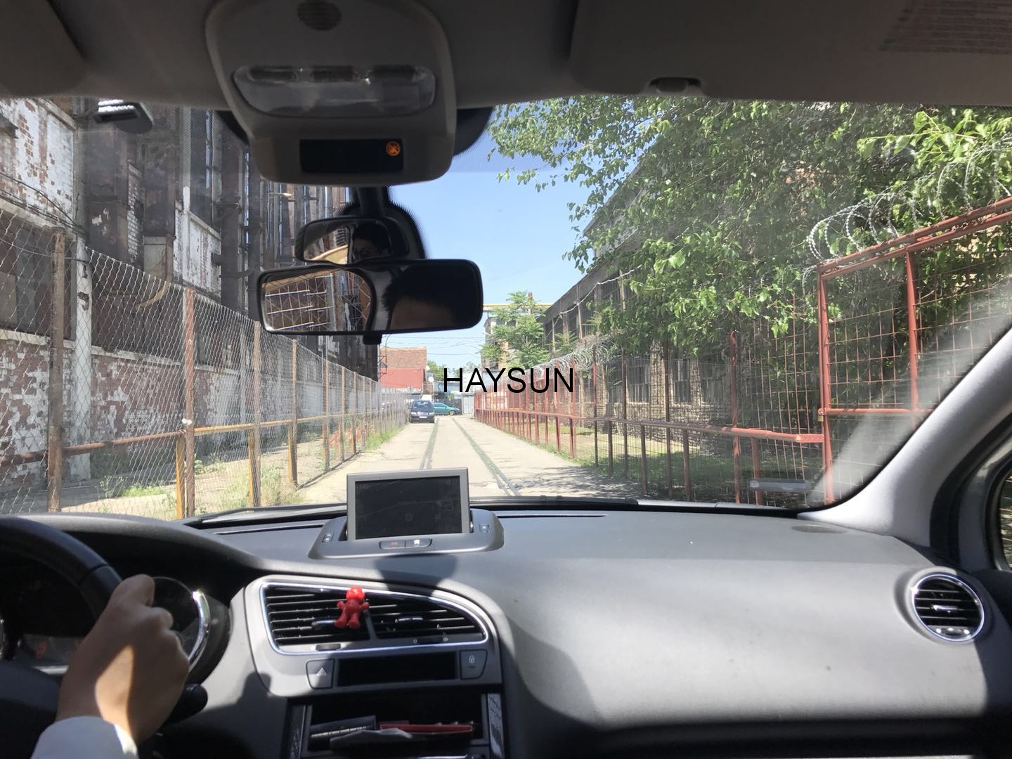 1521617355769617.jpg 5b0151898501b85.jpg