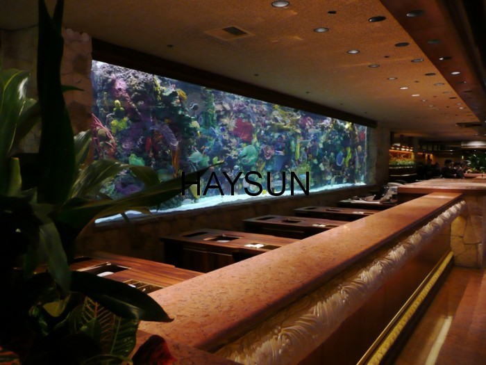 The_Mirage_-_lobby_aquarium.jpg