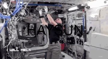 Space X 派机器人船员进入空间站，科幻片场景成真了