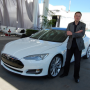 马斯克：最早明年底可推出无人驾驶汽车拼车服务